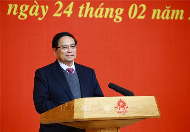 thu-tuong-pham-minh-chinh-trao-quyet-dinh-thanh-lap-15-dang-bo-thuoc-dang-uy-chinh-phu