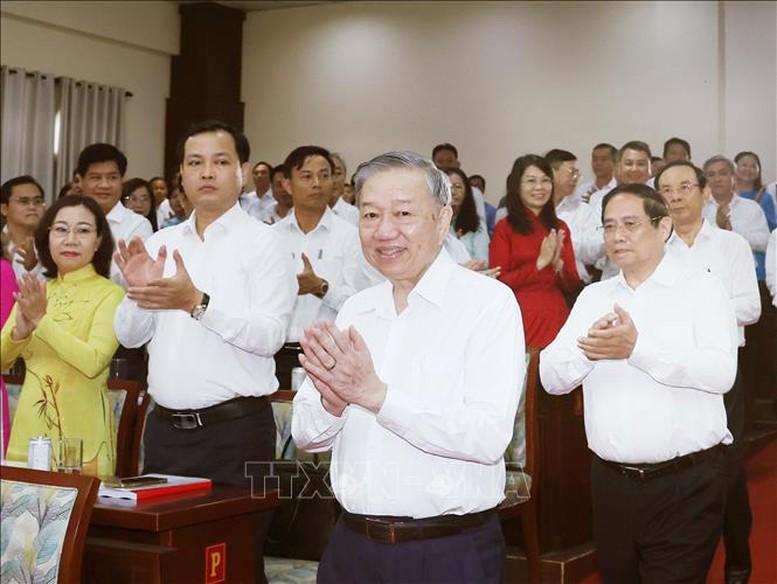 tong-bi-thu-to-lam-thanh-pho-ho-chi-minh-huong-toi-tam-voc-moi-la-sieu-do-thi-quoc-te-cua-dong-nam-a