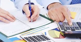 khoan-tai-tro-mua-sam-thiet-bi-y-te-co-phai-nop-thue