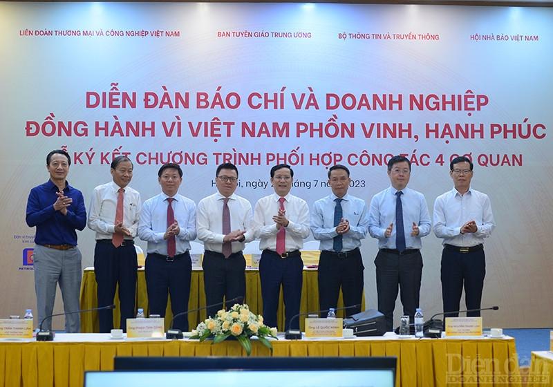 chuong-trinh-binh-chon-cac-tac-pham-bao-chi-viet-ve-doanh-nhan-doanh-nghiep-va-phat-trien-moi-truong-kinh-doanh-ben-vung