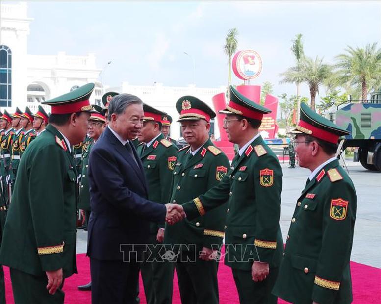 Tổng Bí thư Tô Lâm: Đẩy mạnh phát triển công nghiệp quốc phòng theo hướng chủ động, tự lực, tự cường, lưỡng dụng, hiện đại