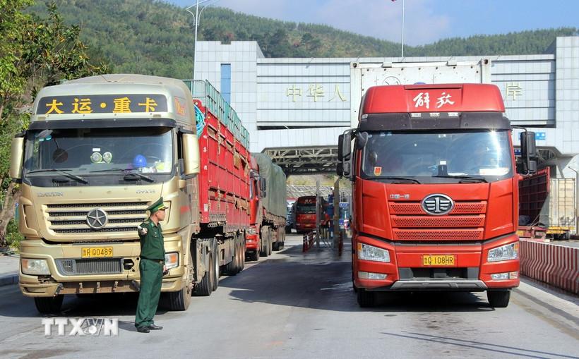 hop-tac-kinh-te-thuong-mai-trung-viet-se-tro-thanh-hinh-mau-hop-tac-khu-vuc