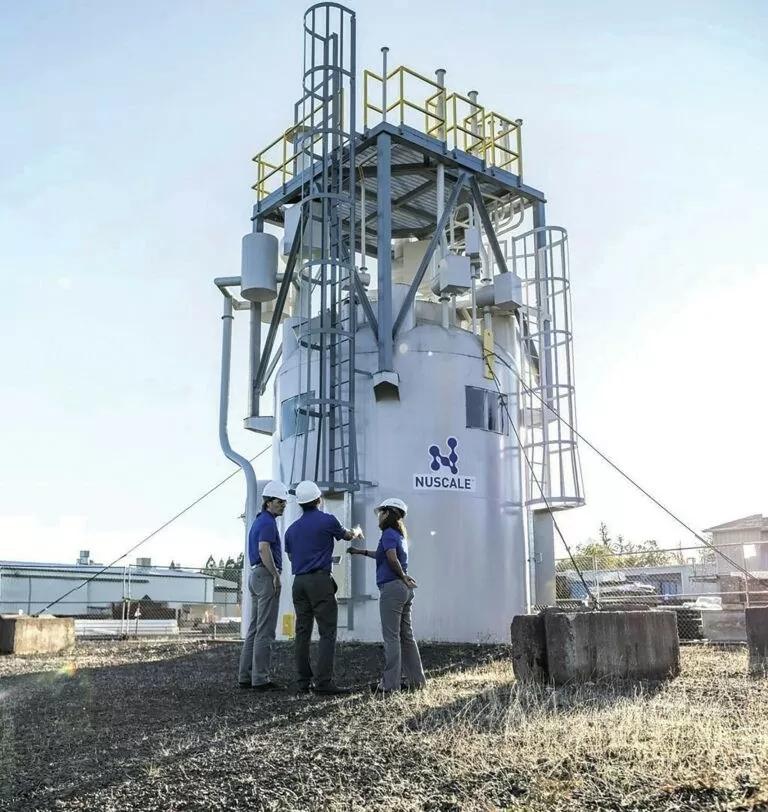 4-xu-huong-dinh-hinh-nganh-nang-luong-nam-2025