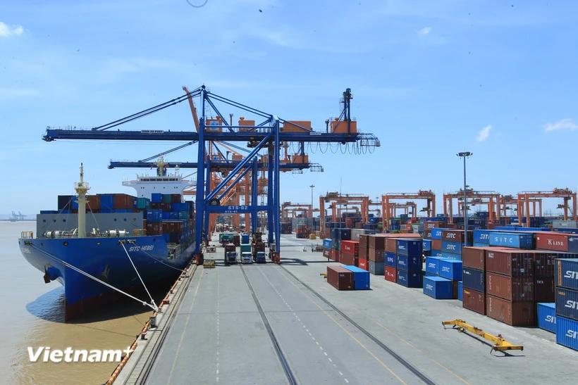 logistics-xanh-chuyen-doi-som-de-khong-bi-loai-khoi-chuoi-cung-ung-toan-cau