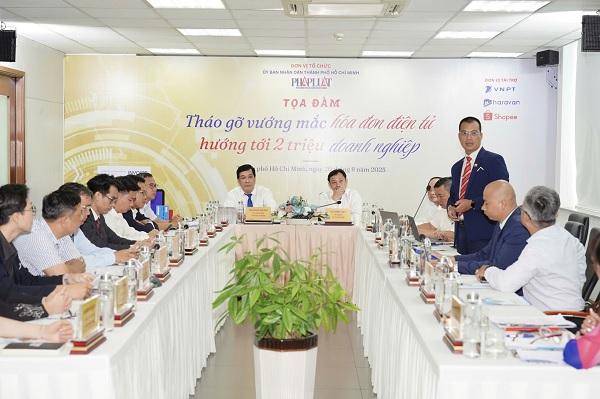 thue-tphcm-dong-hanh-cung-ho-kinh-doanh-trong-lo-trinh-chuyen-doi-sang-ke-khai
