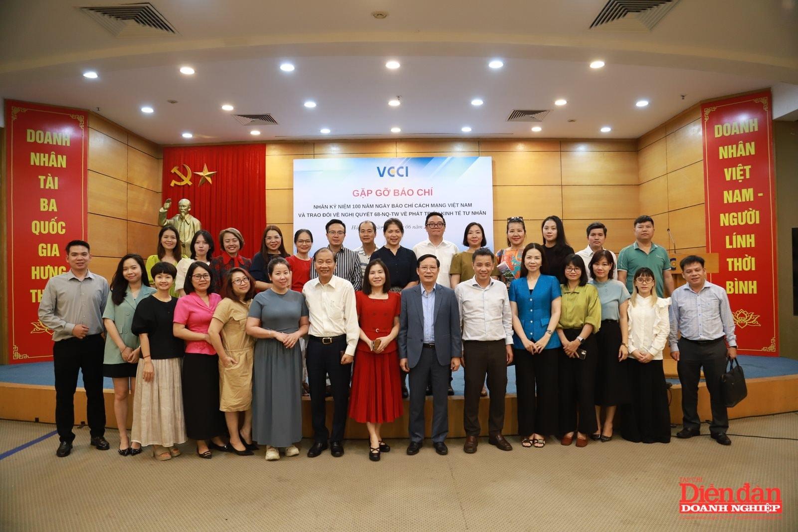 VCCI đồng hành cùng báo chí đồng hành vì sự phát triển kinh tế tư nhân