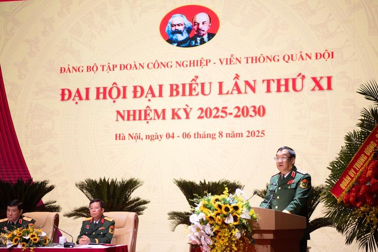 Viettel đặt mục tiêu tăng trưởng 2 con số, đưa Việt Nam trở thành nước xuất khẩu công nghệ cao