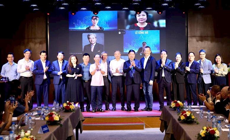 mo-hinh-toan-canh-kinh-te-tu-nhan-viet-nam-cau-noi-cong-tu-cho-phat-trien
