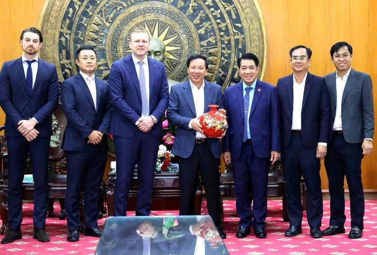 hung-nhon-va-de-heus-lien-ket-phat-trien-nong-nghiep-xanh-ben-vung