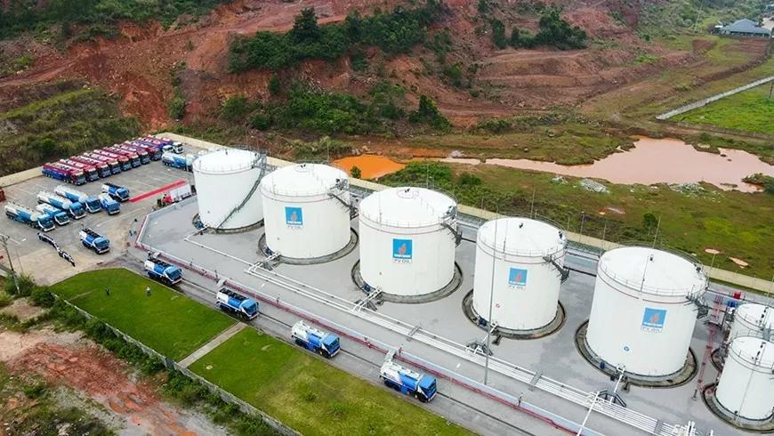 nganh-xang-dau-chung-suc-cung-dat-nuoc-buoc-vao-ky-nguyen-vuon-minh