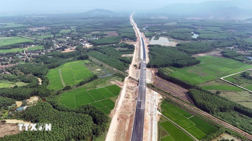 Ngành xây dựng góp phần kiến tạo đất nước, dựng xây tương lai