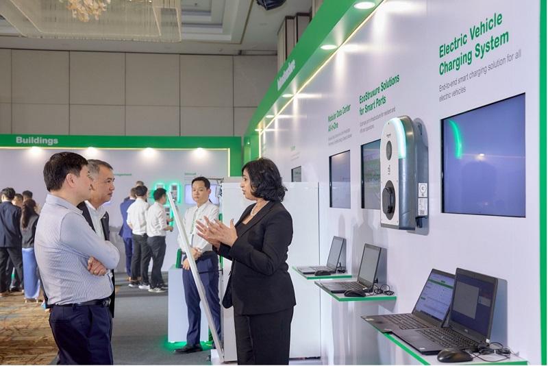 tu-tram-sac-den-microgrid-hanh-trinh-kien-tao-ha-tang-nang-luong-linh-hoat-cung-schneider-electric