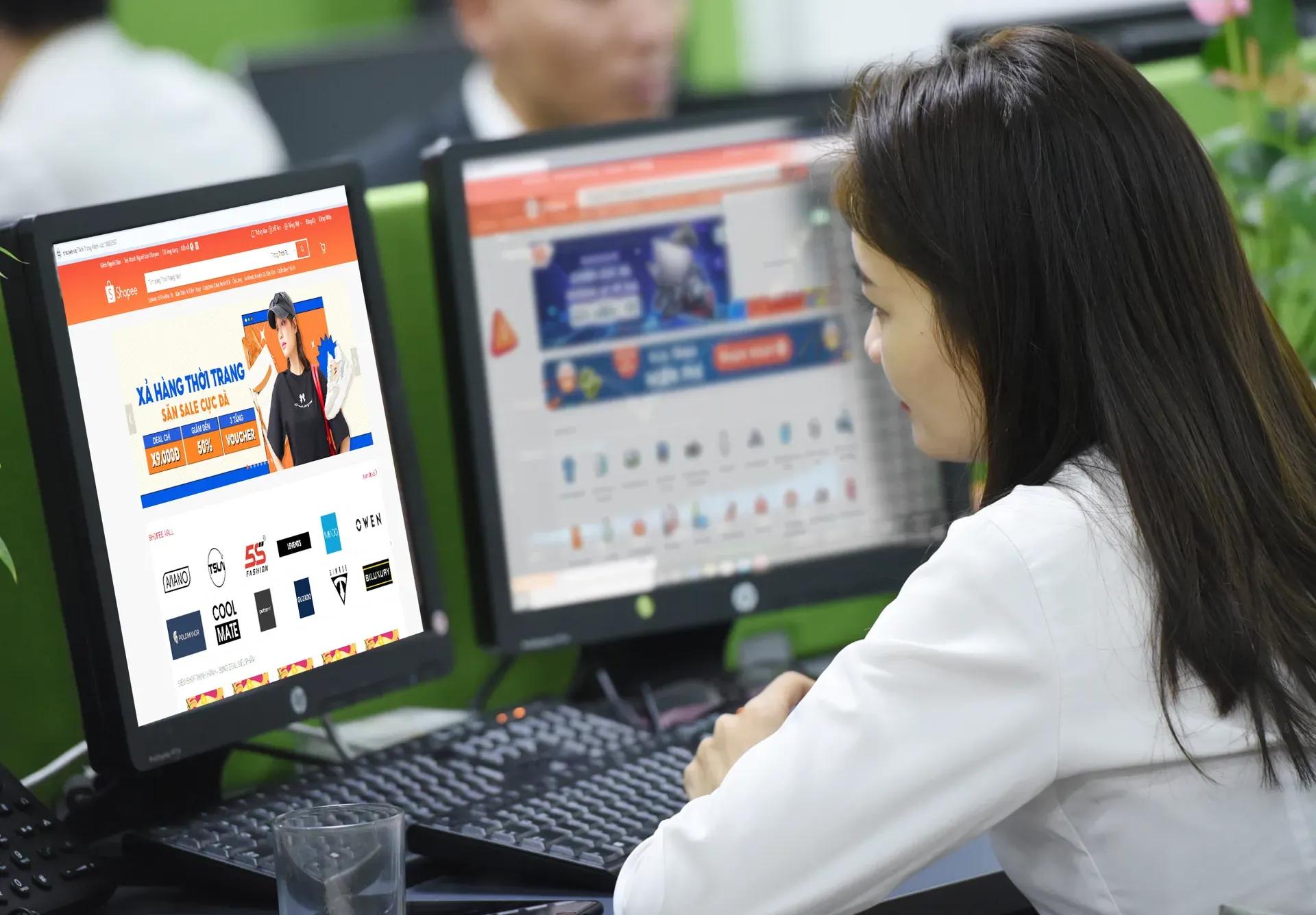 day-lui-hang-gia-trong-thuong-mai-dien-tu