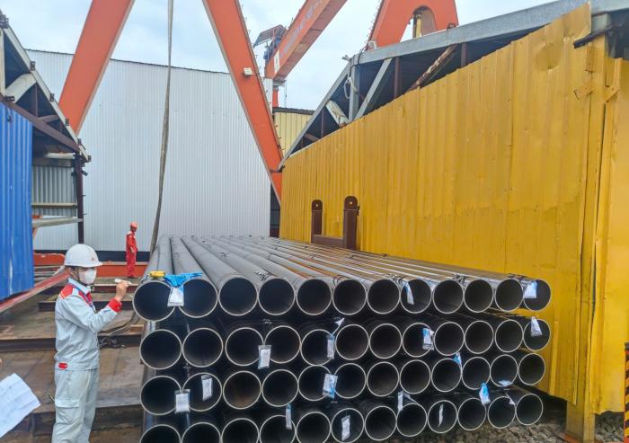 hoa-phat-cung-cap-hon-1800-tan-ong-thep-cho-trung-tam-hoi-nghi-apec-2027