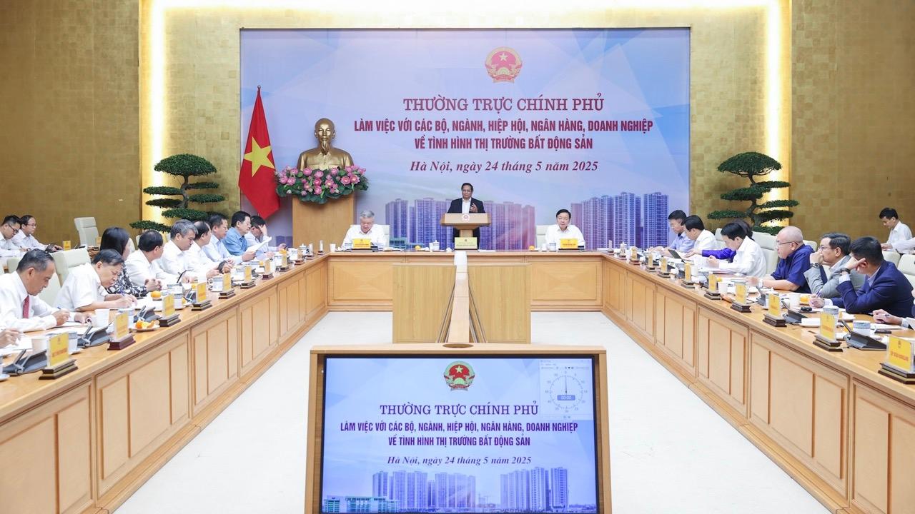 thu-tuong-xu-ly-nghiem-cac-hanh-vi-dau-co-lung-doan-thi-truong-bat-dong-san