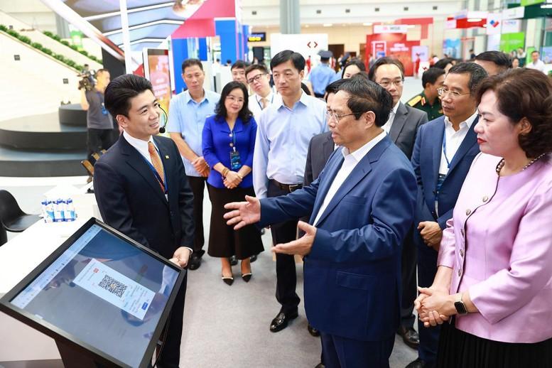 ngan-hang-va-bai-toan-chuyen-doi-so