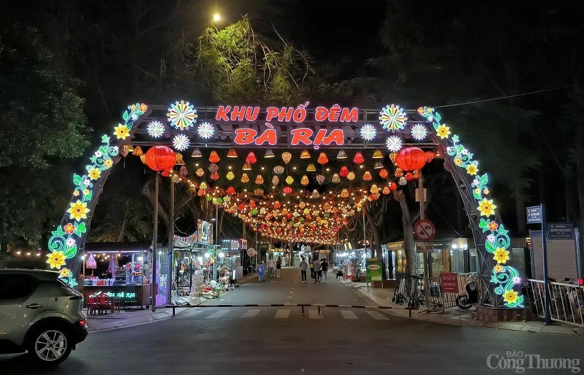 Kinh tế đêm: Cần đột phá để giữ chân du khách