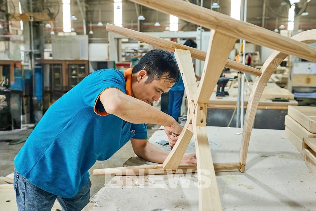 nganh-go-viet-tim-duong-thoat-mac-gia-cong