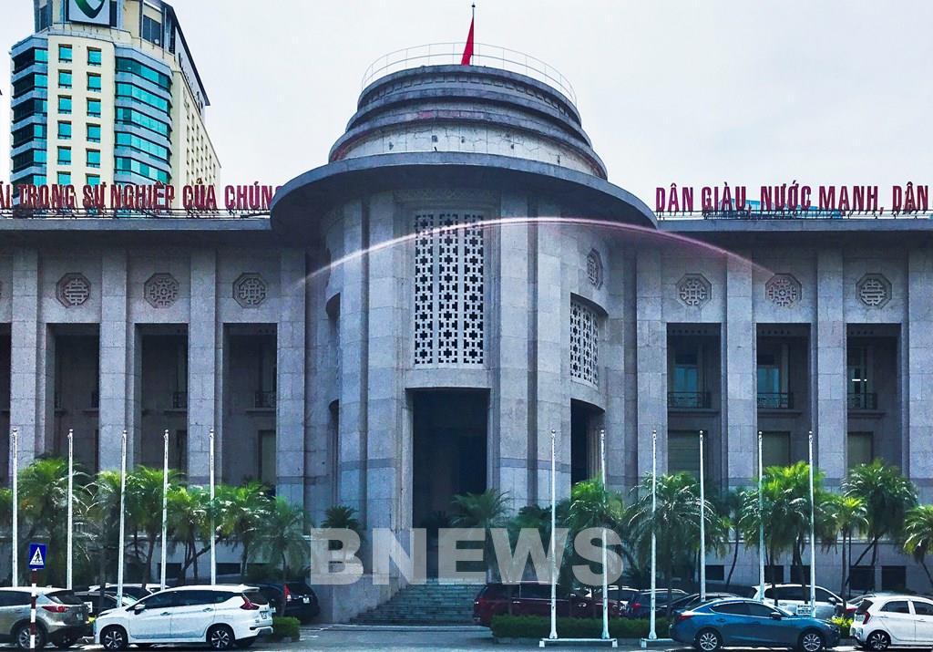 ban-linh-dieu-hanh-chinh-sach-tien-te-trong-boi-canh-bien-dong