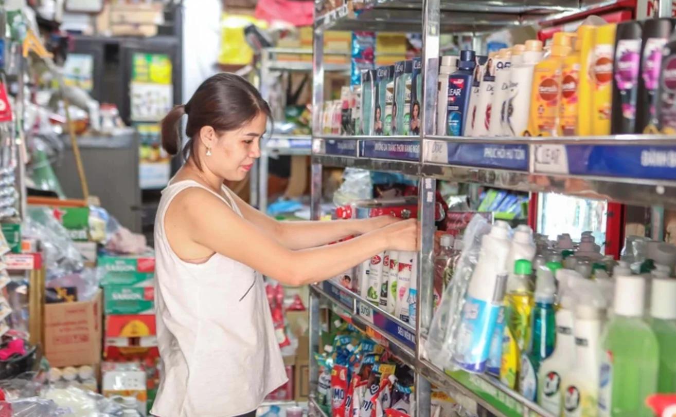 Cảnh báo hộ kinh doanh: Hệ lụy dùng ‘2 sổ’ và rủi ro nhận tiền bằng tài khoản cá nhân