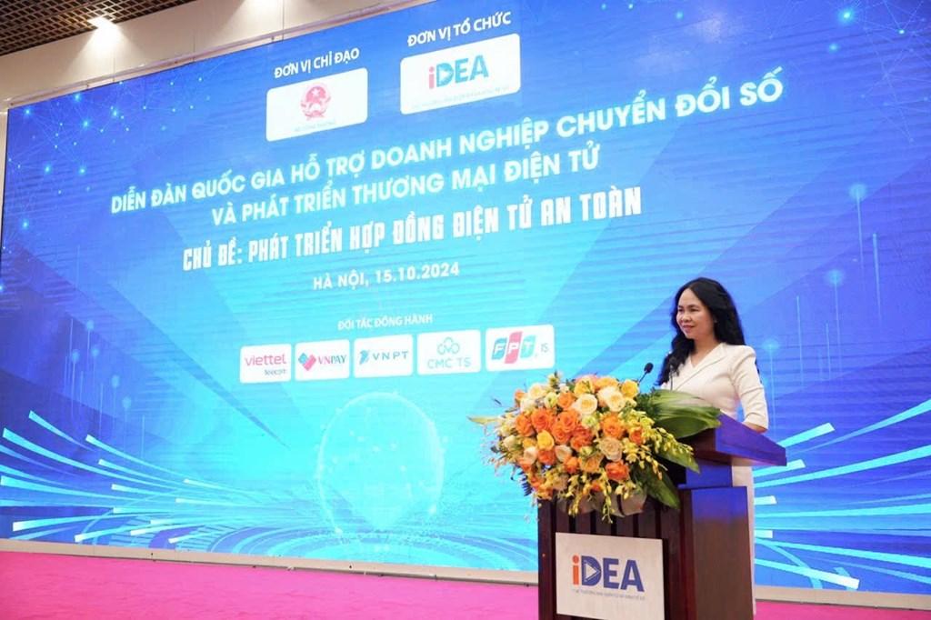 Hỗ trợ doanh nghiệp chuyển đổi số và phát triển thương mại điện tử