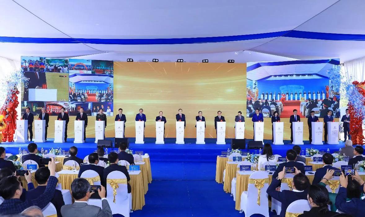 Kỳ tích sông Hồng: Khi doanh nghiệp lớn cùng tham gia kiến tạo tầm nhìn trăm năm