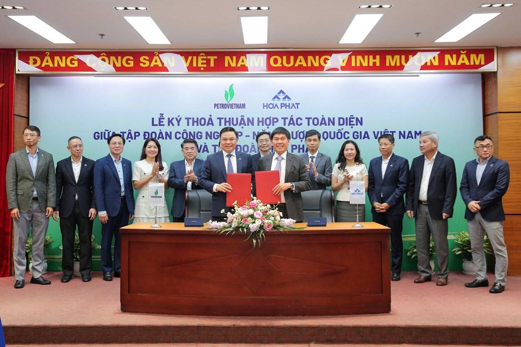 Hòa Phát và Petrovietnam ký thỏa thuận hợp tác toàn diện