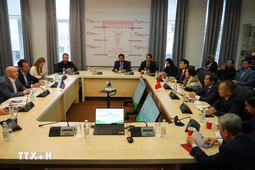 tinh-thai-binh-thuc-day-hop-tac-dau-tu-voi-cac-dia-phuong-cua-lien-bang-nga