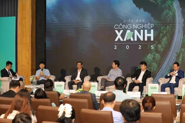 Chủ động ứng dụng công nghệ để 'xanh' hoá khu công nghiệp