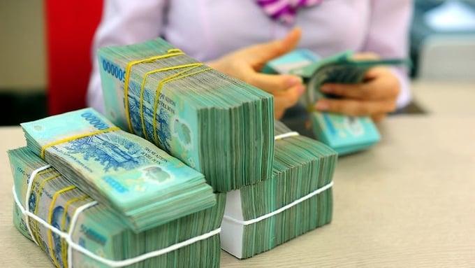 ngan-hang-nha-nuoc-yeu-cau-tam-ngung-cho-vay-dat-coc-bat-dong-san