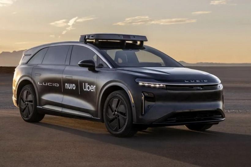 uber-dau-tu-300-trieu-usd-vao-du-an-xe-robot-taxi