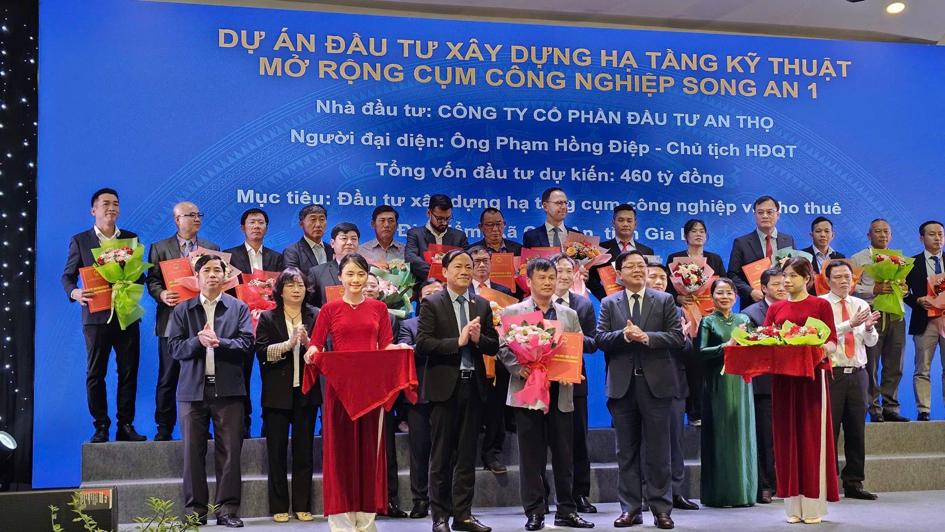 [Gặp gỡ thứ Tư] 'Cơ hội bứt phá từ niềm tin và tư duy đổi mới'