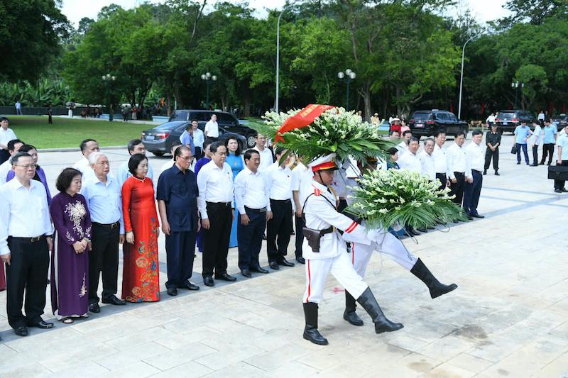 vuot-moi-kho-khan-xay-dung-quoc-hoi-viet-nam-phat-trien-toan-dien