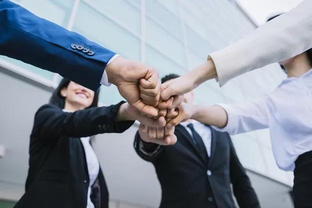 Bất động sản, bán lẻ dẫn dắt thị trường M&A