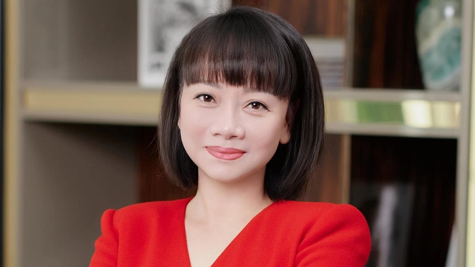 Chân dung bà Phạm Thúy Hằng, nữ tỷ phú USD mới của Việt Nam