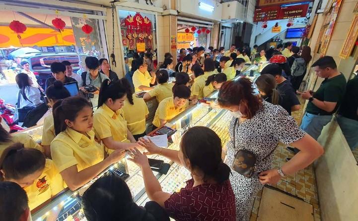 Lập đoàn thanh tra hoạt động kinh doanh vàng từ ngày 9/9