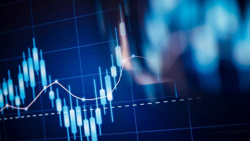 Thị trường chứng khoán tuần mới: Cổ phiếu doanh nghiệp nhà nước vẫn còn sức kéo, song cẩn trọng với lãi suất