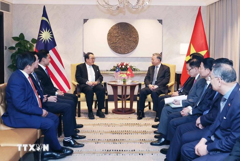 tong-bi-thu-hoan-nghenh-doanh-nghiep-malaysia-dau-tu-lam-an-lau-dai-o-viet-nam