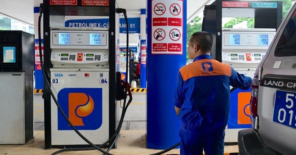 de-xuat-giam-thue-nhap-khau-uu-dai-ve-0-doi-voi-nhieu-mat-hang-xang-dau