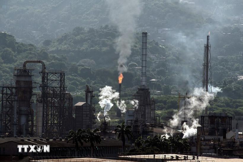 my-tiep-tuc-noi-long-han-che-doi-voi-nganh-dau-mo-venezuela