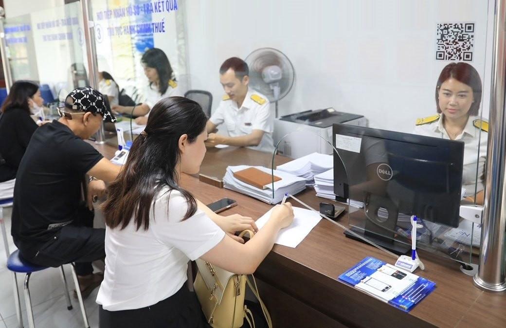 ha-noi-tong-thu-ngan-sach-10-thang-dat-4252-nghin-ty-dong