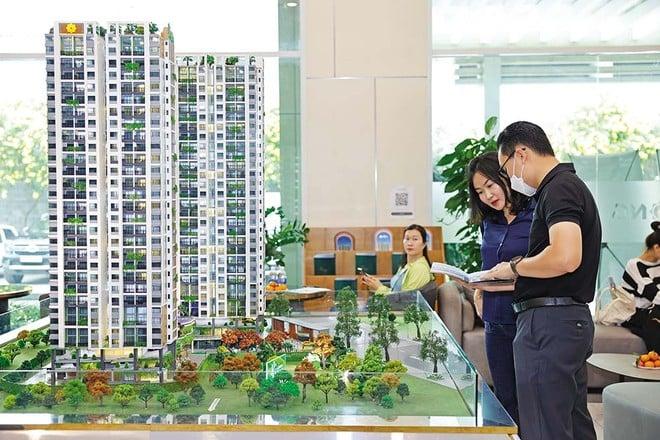 Ngân hàng - doanh nghiệp BĐS: Không ai muốn cơn sốt giá nhà dừng lại?
