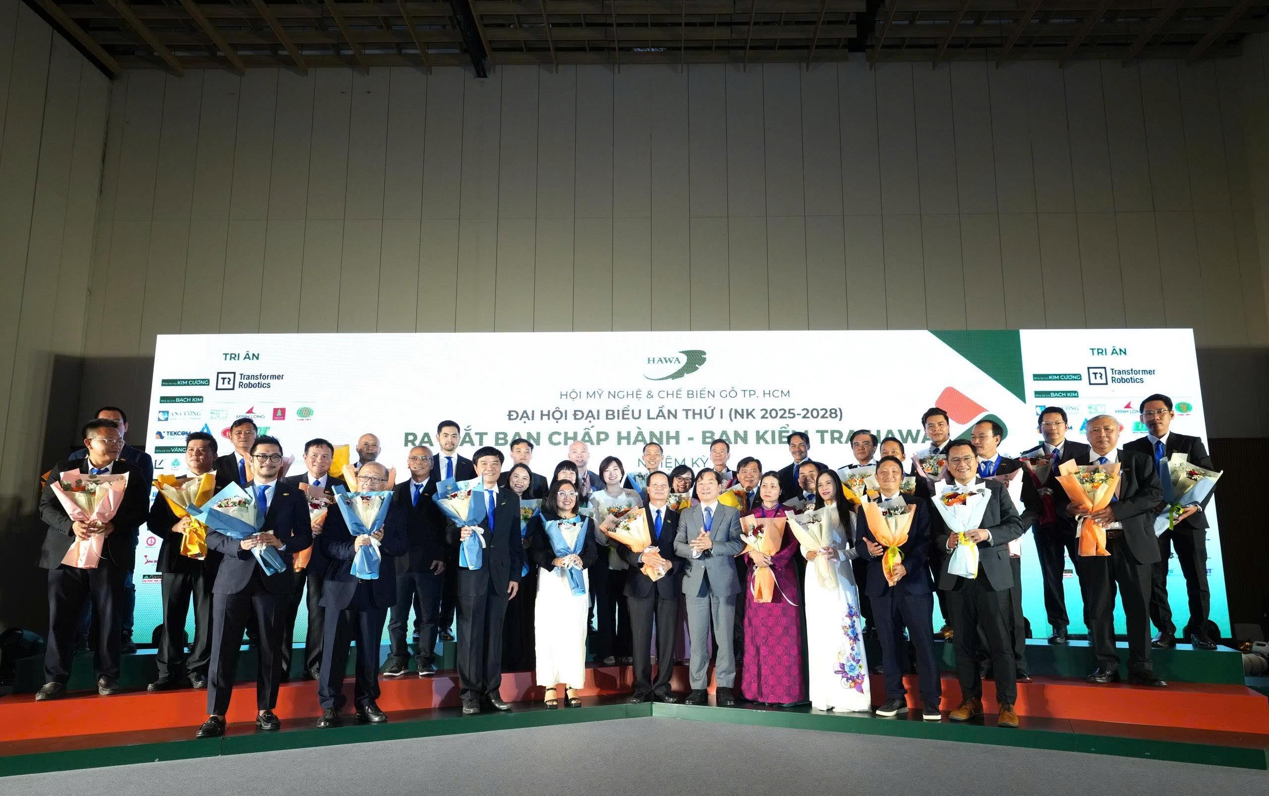 Ngành gỗ Việt tạo cú hích từ hợp nhất hiệp hội