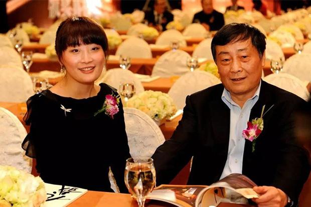 the-he-doanh-nhan-thu-hai-tai-trung-quoc-doi-mat-cuoc-khung-hoang-ke-thua