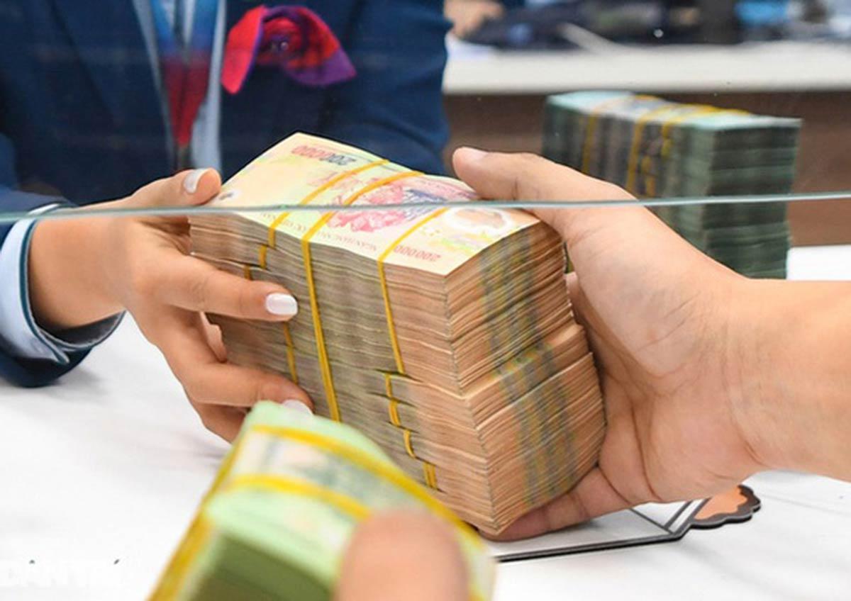 lai-suat-tang-cao-ngan-hang-dung-tin-dung-uu-dai-mua-nha