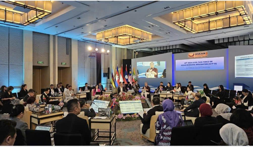 hoi-nghi-nhom-dac-trach-cao-cap-ve-hoi-nhap-kinh-te-asean