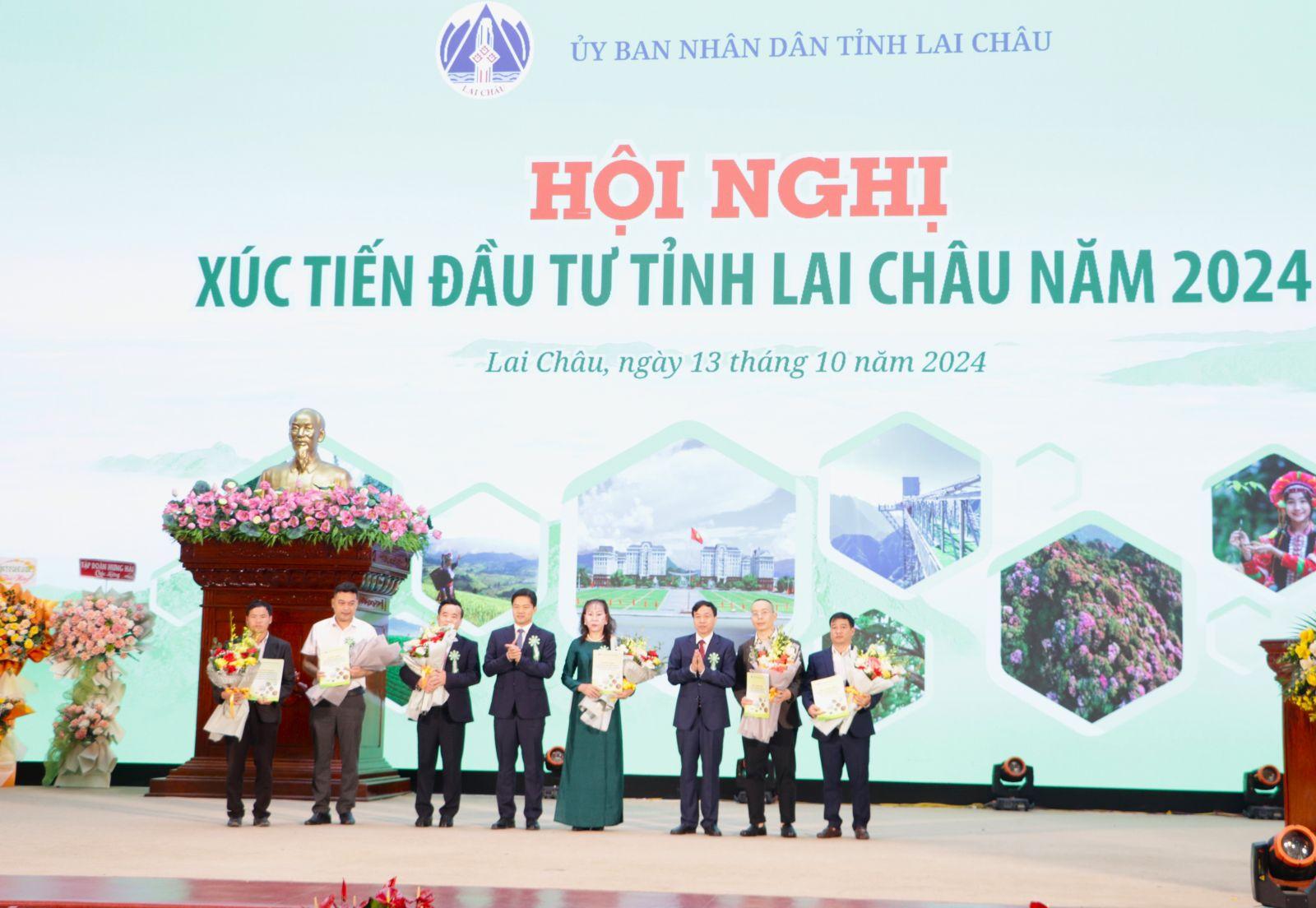 hon-5000-ty-dong-duoc-ky-ket-ghi-nho-hop-tac-tai-hoi-nghi-xuc-tien-dau-tu-tinh-lai-chau
