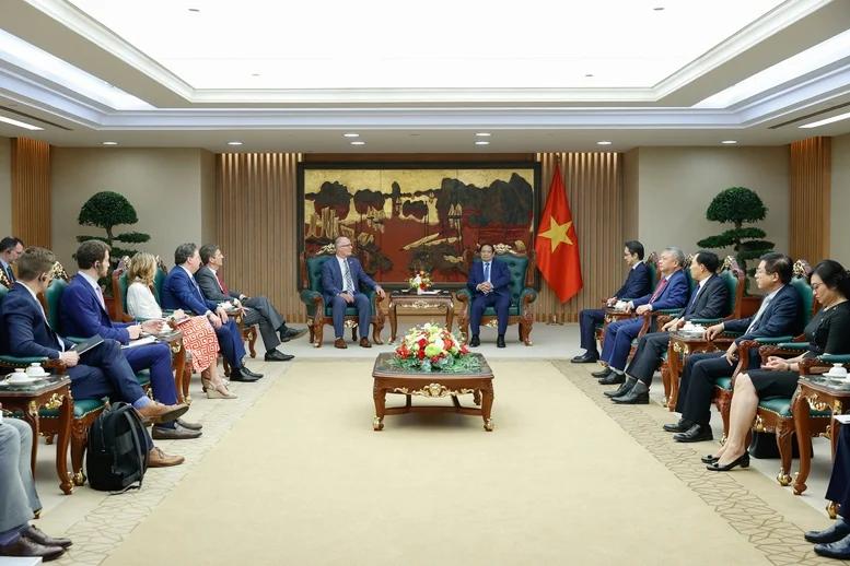 Thủ tướng đề nghị Mỹ quan tâm hoàn cảnh cụ thể của Việt Nam trong đàm phán thuế quan