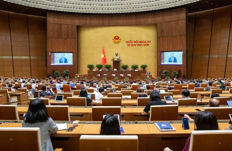 uu-dai-vuot-troi-cho-can-bo-phap-che-van-can-che-tai-manh-chong-tham-nhung-chinh-sach
