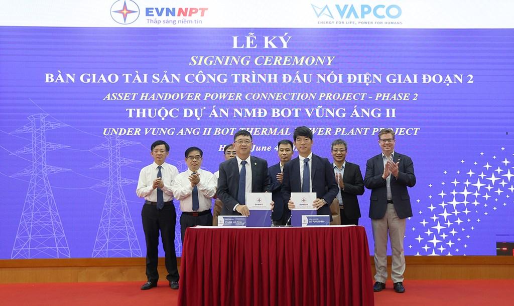 evnnpt-tiep-nhan-tai-san-cong-trinh-dau-noi-dien-thuoc-du-an-nha-may-nhiet-dien-bot-vung-ang-ii